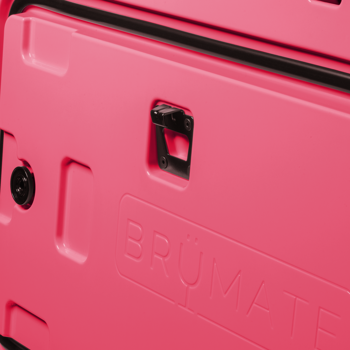 brutank-h0 brutank-55qt-neonpink-bottle-opener.png