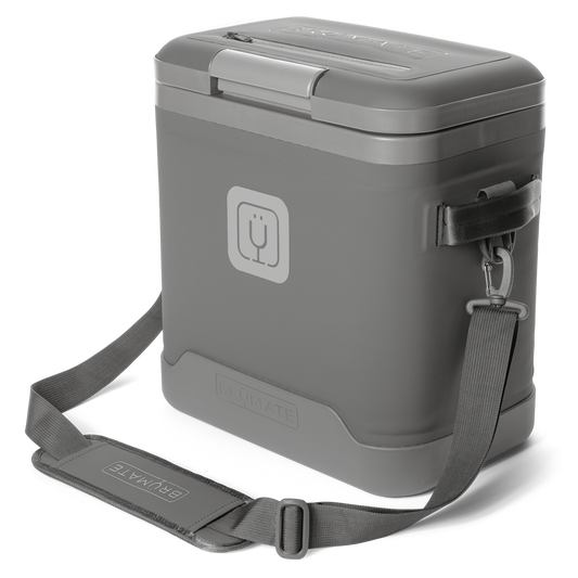 magpack-18-can-u8 magpack_18_graphite_front_strap.png